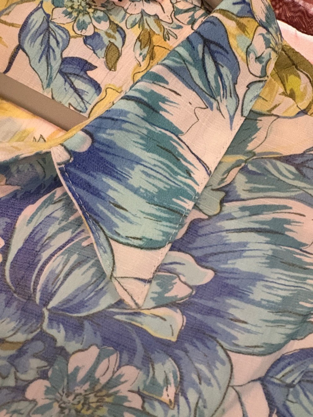 🌞🪻🌼LIKE NEW Carolyn Taylor Blue & Lime Floral Tie-Front Cap Sleeve Blouse LARGE - Picture 6 of 8